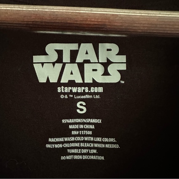 Star Wars Rebel V-Neck Tee S - Picture 4 of 5